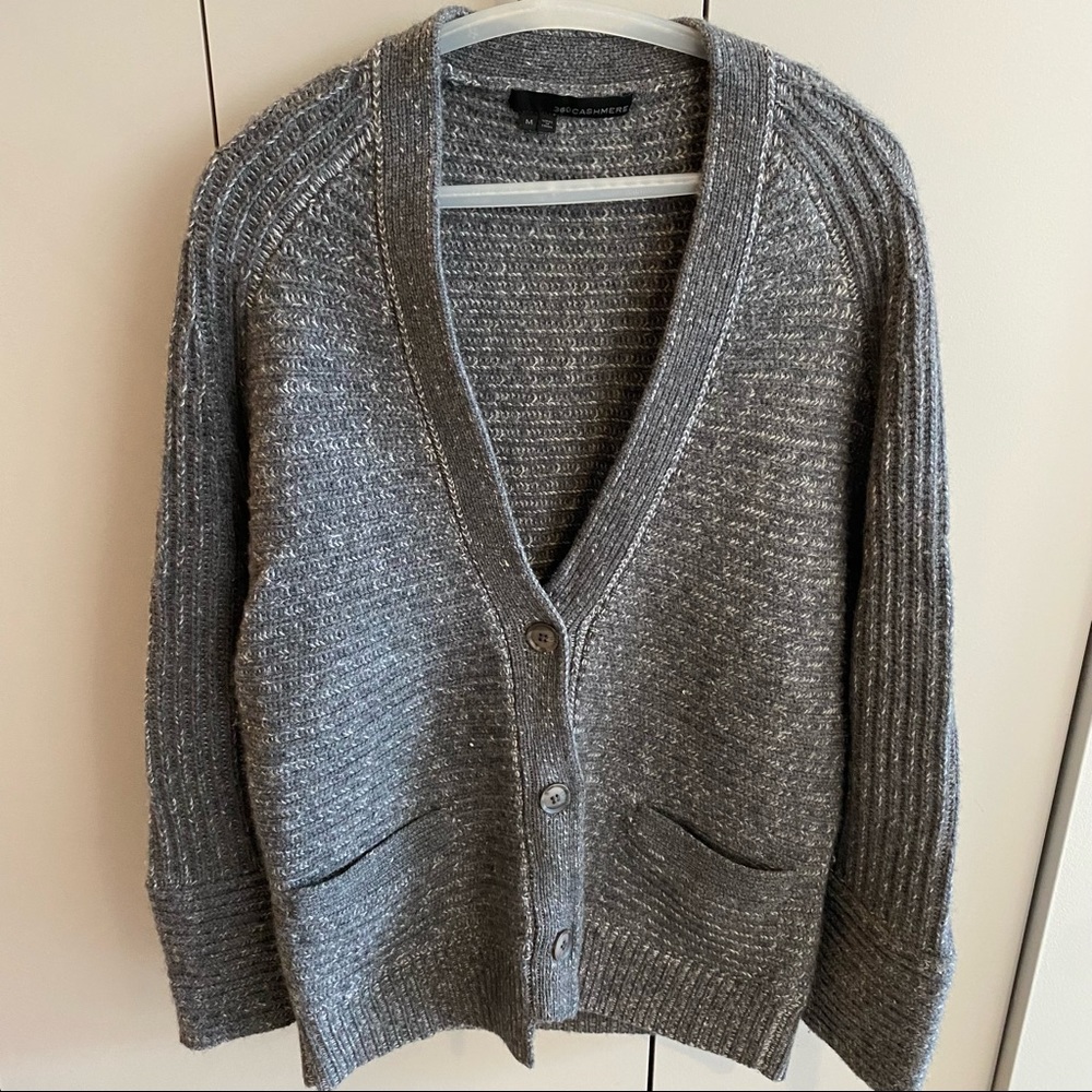 360 Cashmere gray boyfriend style sweater (size Medium)